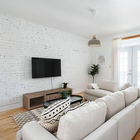 Chic Mile-End 3Br Getaway - Free Parking, Sleeps 8 Daire Montréal Dış mekan fotoğraf